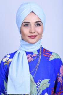 قبعة مزينة برباط أزرق فاتح - 