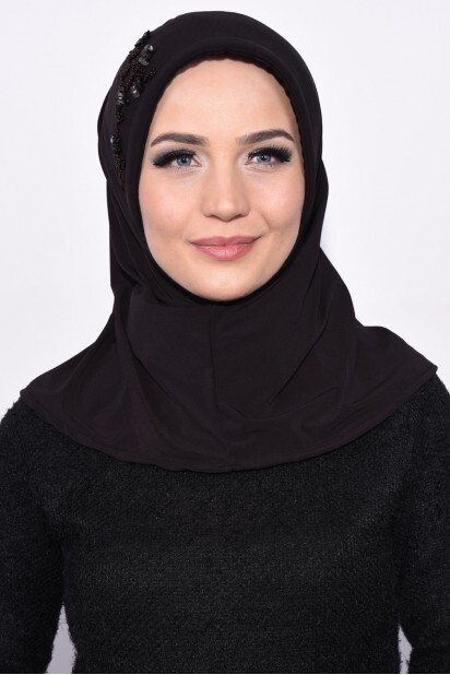 حجاب عملي مطرز بالترتر بني مر - Hijab