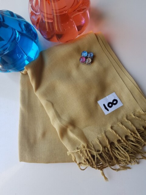 Royal / code: 1-100 100279684 - 