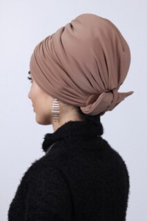 Two Way Bonnet Tan With Filled Bow