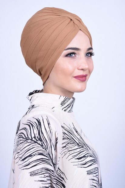 Vera Outer Bonnet Tan - 100285699 - 