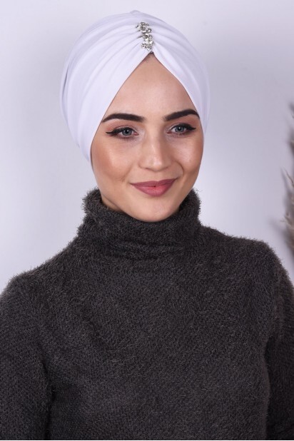 بونيه مطوي باللون الأبيض - 