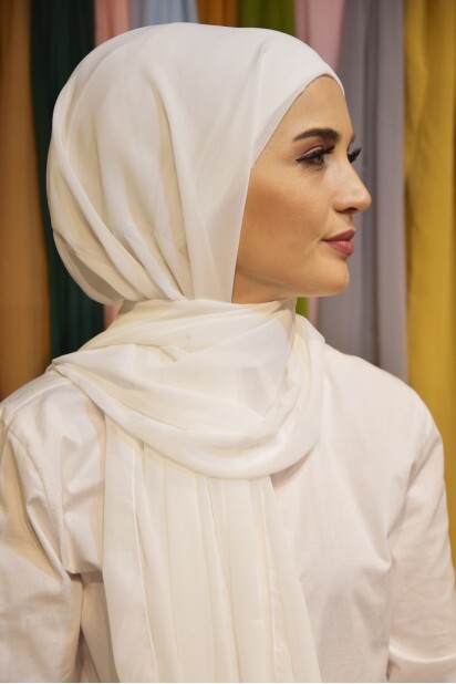 Ready Made Practical Bonnet Shawl Ecru - 100285525 - 