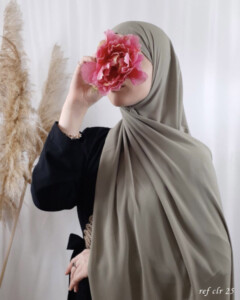 Crepe Shawl - شال كريب جرين كلاي - - شال كريب جرين كلاي - Hijab